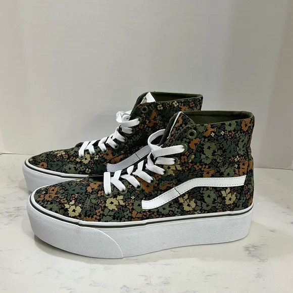 Vans Camouflage High-Top Sneakers - Picture 8 of 15
